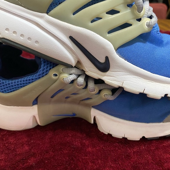 Nike Blue and Gray Athletic Shoes
Size 7Y which is also a size 8.5 in women’s. - Picture 8 of 10